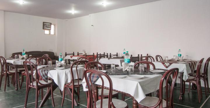 Hotel Sarthak Palace